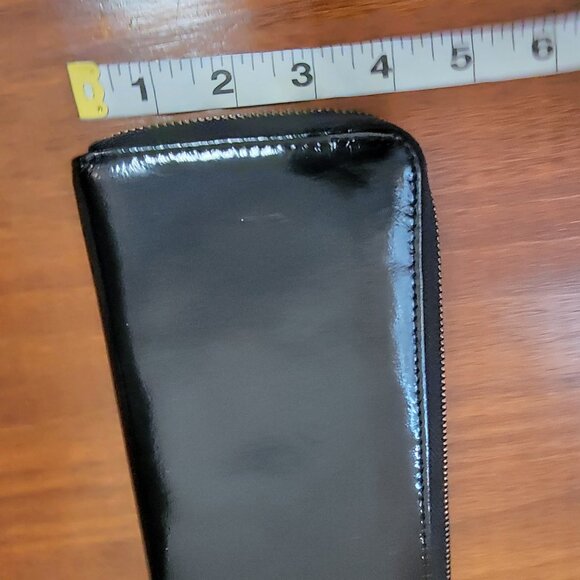 Kenneth Cole New York Black Patent Leather Clutch Purse Wallet - Picture 9 of 13